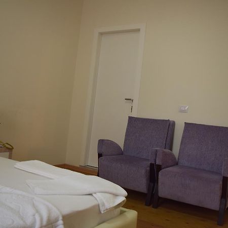 Living Hotel تيرانا المظهر الخارجي الصورة