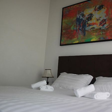 Living Hotel تيرانا المظهر الخارجي الصورة