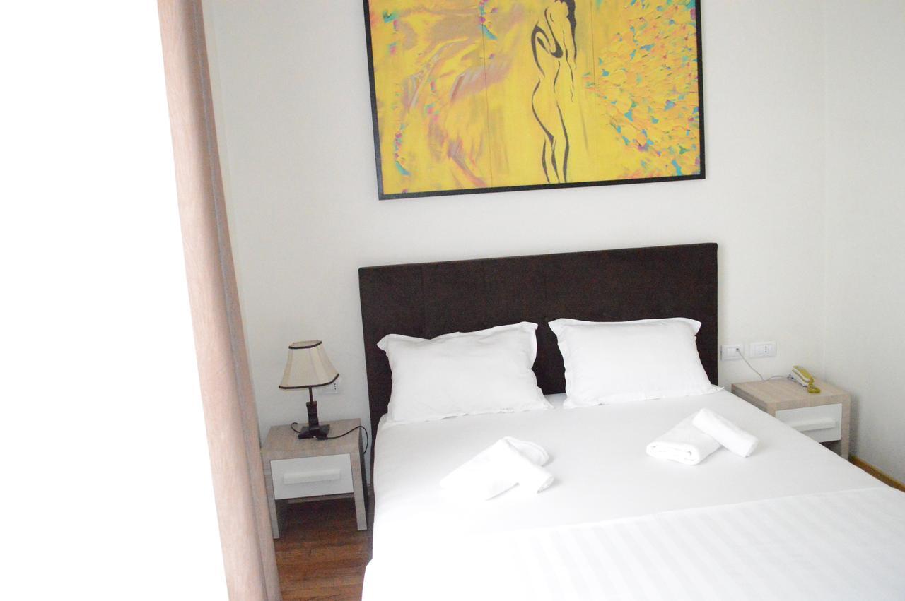 Living Hotel تيرانا المظهر الخارجي الصورة
