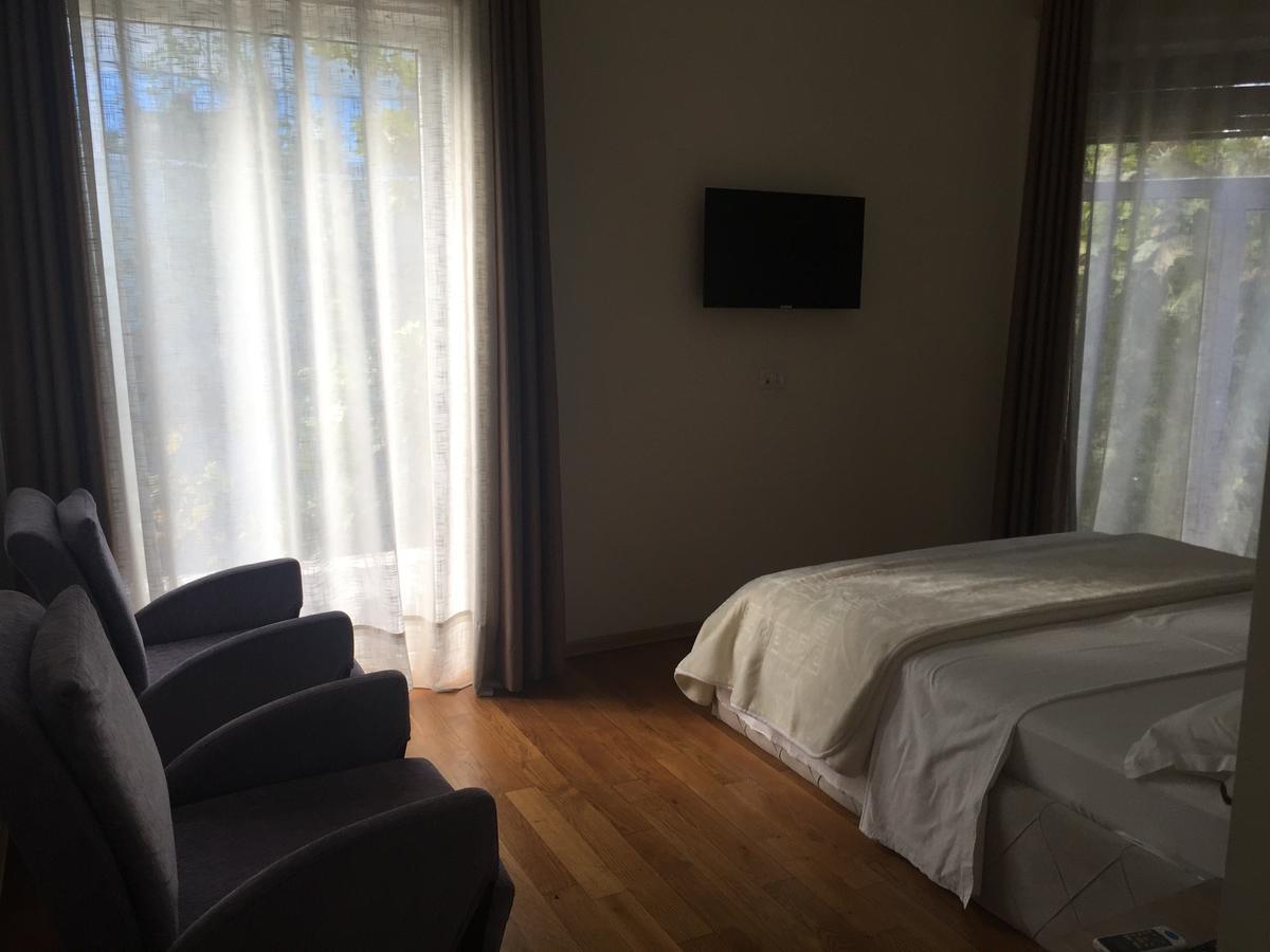 Living Hotel تيرانا المظهر الخارجي الصورة