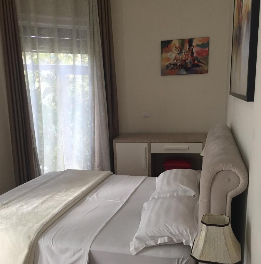 Living Hotel تيرانا المظهر الخارجي الصورة